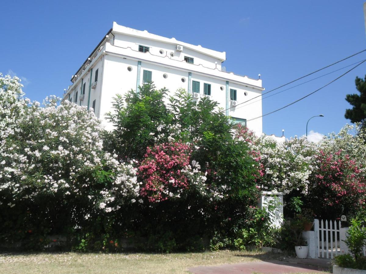 فاليرنا Hotel Torino المظهر الخارجي الصورة